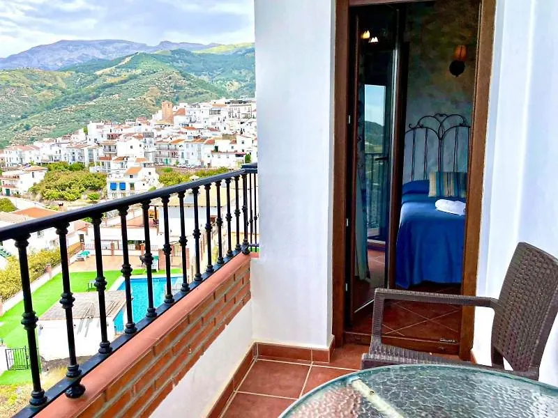 Villa La Posada Canillas de Albaida Spain